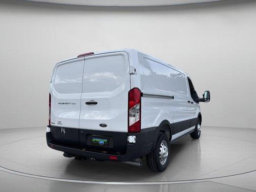 2025 Ford Transit-250 