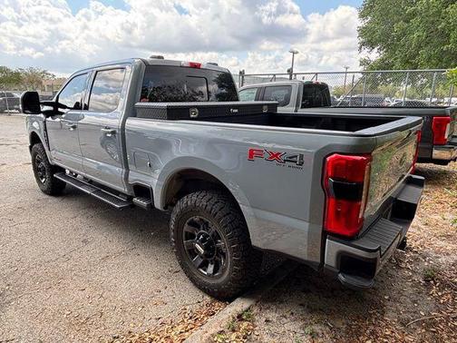 GLACIER GRAY 2024 Ford F-250 Lariat
