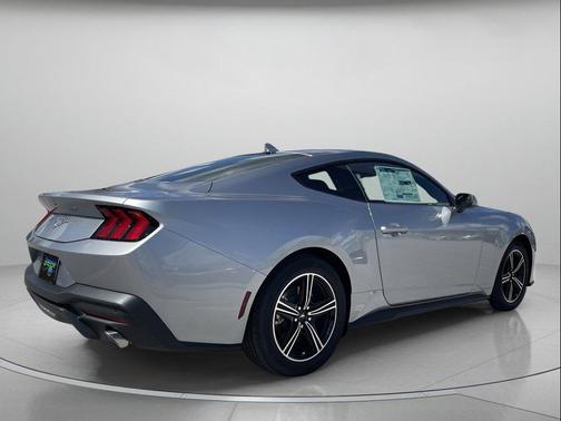 ICONIC SILVER METALLIC 2025 Ford Mustang EcoBoost