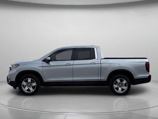Solar Silver Metallic 2026 Honda Ridgeline RTL