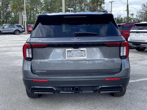 Carbonized Gray Metallic 2026 Ford Explorer ST-Line