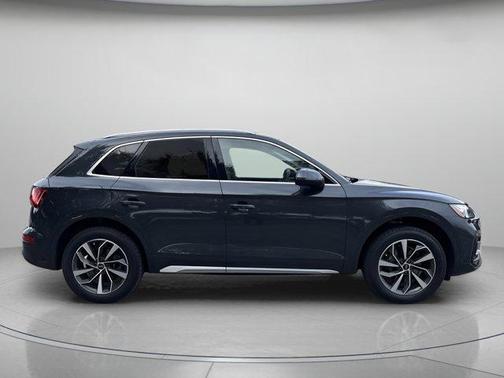 2021 Audi Q5 40 Premium Plus