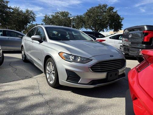 2019 Ford Fusion Hybrid SE