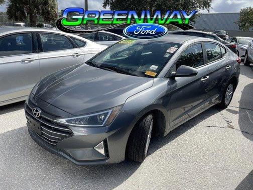 2019 Hyundai ELANTRA SE