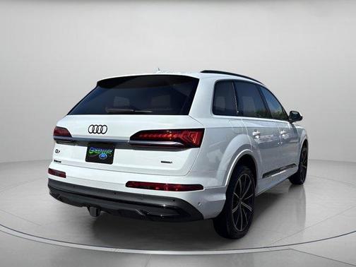 2021 Audi Q7 55 Prestige