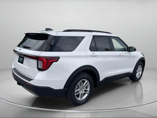 STAR WHITE MET TRI-COAT 2026 Ford Explorer Active