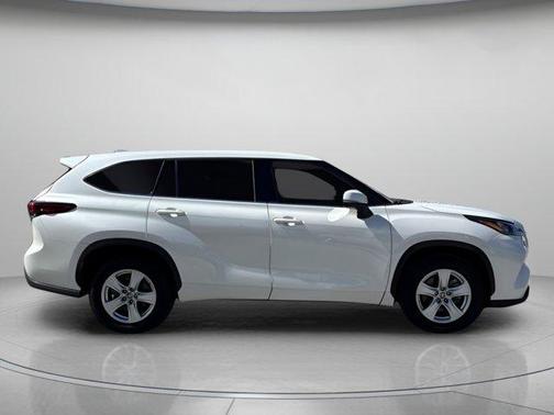2020 Toyota Highlander L