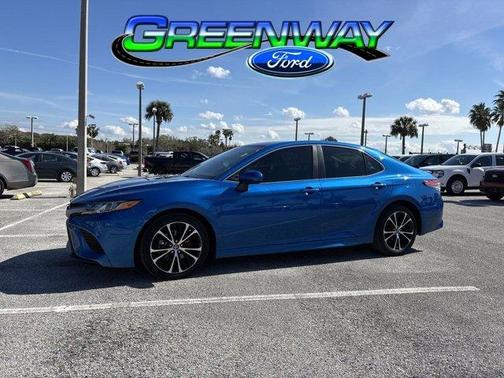 2019 Toyota Camry SE