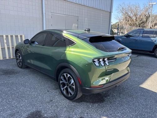 2024 Ford Mustang Mach-E SELECT