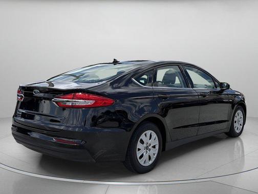 AGATE BLACK 2020 Ford Fusion S