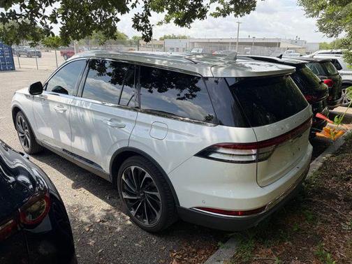 PRISTINE WHITE MET 3C 2022 Lincoln Aviator Reserve