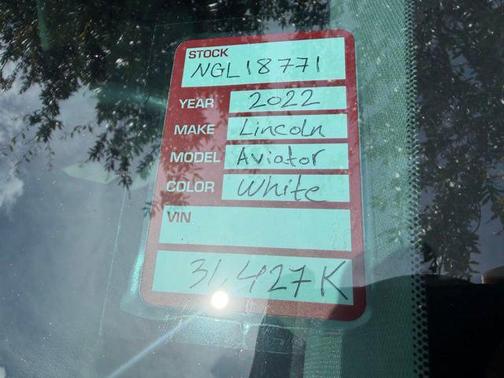 PRISTINE WHITE MET 3C 2022 Lincoln Aviator Reserve
