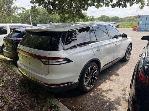 PRISTINE WHITE MET 3C 2022 Lincoln Aviator Reserve