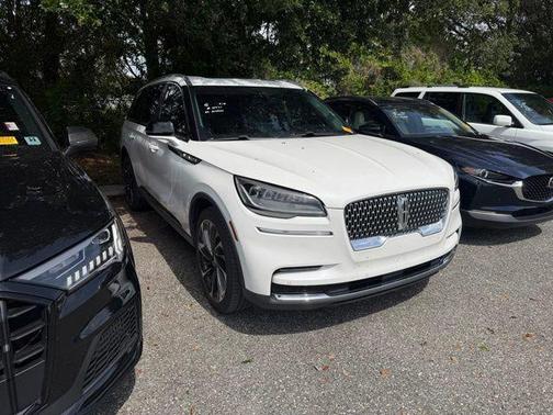 PRISTINE WHITE MET 3C 2022 Lincoln Aviator Reserve
