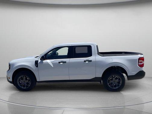 Oxford White 2026 Ford Maverick XLT