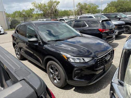 AGATE BLACK METALLIC 2025 Ford Escape ST-Line
