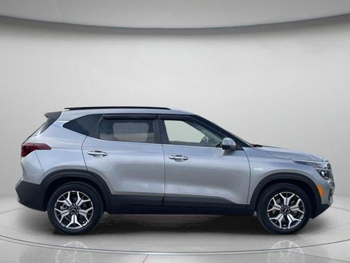 2021 Kia Seltos EX