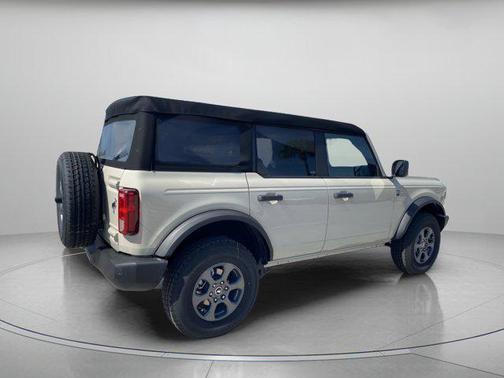 DESERT SAND 2026 Ford Bronco Big Bend
