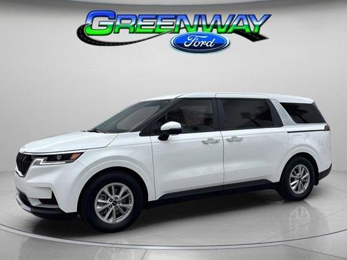 2023 Kia Carnival LX