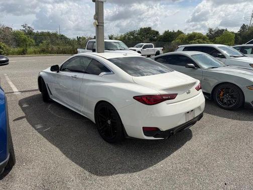Pure White 2017 INFINITI Q60 3.0T Premium