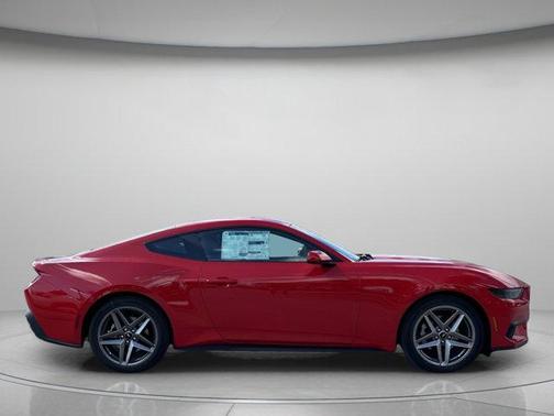2025 Ford Mustang I4CV