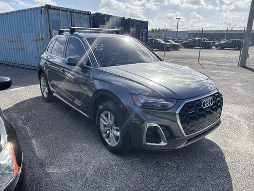2022 Audi Q5 45 S line quattro Premium