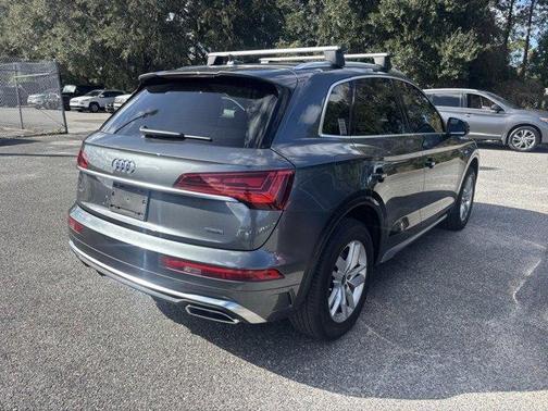 2022 Audi Q5 45 S line quattro Premium