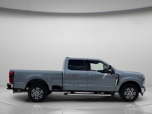 2026 Ford F-350 Lariat Super Duty