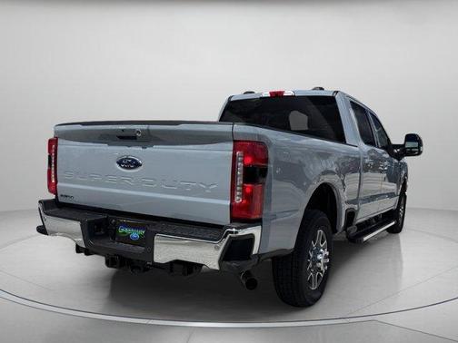 2026 Ford F-350 Lariat Super Duty