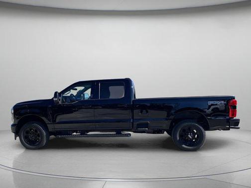 AGATE BLACK 2026 Ford F-350 Lariat