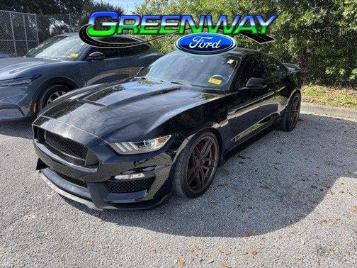2017 Ford Shelby GT350 Base