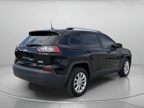 Diamond Black Crystal Pearlcoat 2020 Jeep Cherokee Latitude