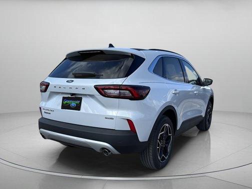 2026 Ford Escape Platinum