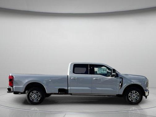 2026 Ford F-350 Lariat Super Duty
