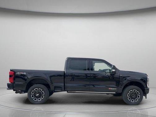 2025 Ford F-250 Platinum