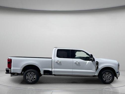 2026 Ford F-350 Lariat Super Duty