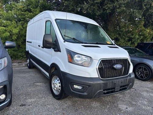 2025 Ford Transit-250 148 WB Medium Roof Cargo