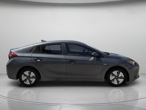 Summit Gray 2018 Hyundai IONIQ Hybrid Blue