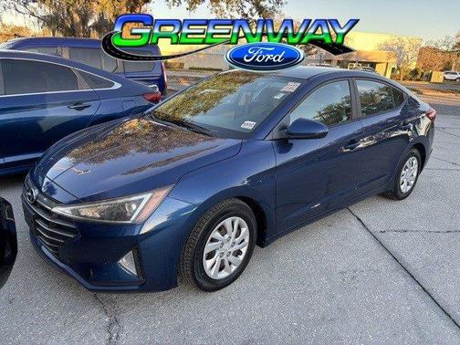 2019 Hyundai ELANTRA SE