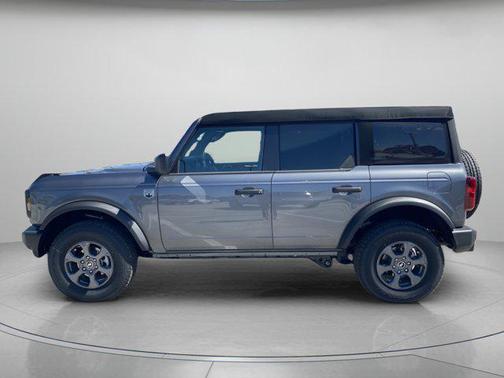 CARBONIZED GRAY METALLIC 2026 Ford Bronco Big Bend