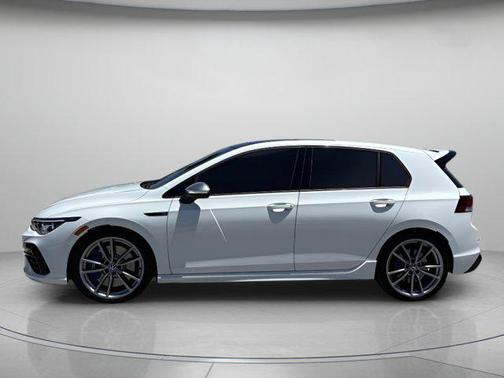 Pure White 2024 Volkswagen Golf R 2.0T DSG