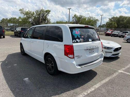 White Knuckle Clearcoat 2018 Dodge Grand Caravan SE