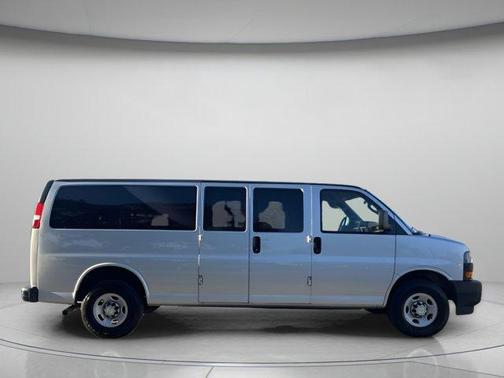 2020 Chevrolet Express 3500 LS