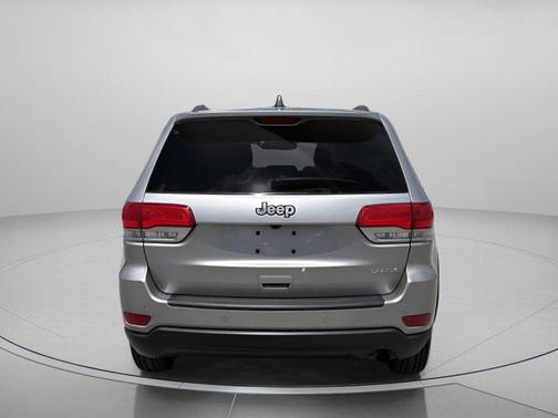 Billet Silver Metallic Clearcoat 2019 Jeep Grand Cherokee Laredo