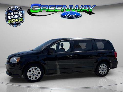 Black Onyx Crystal Pearlcoat 2019 Dodge Grand Caravan SE