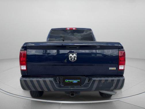 True Blue Pearlcoat 2018 RAM 1500 Tradesman/Express