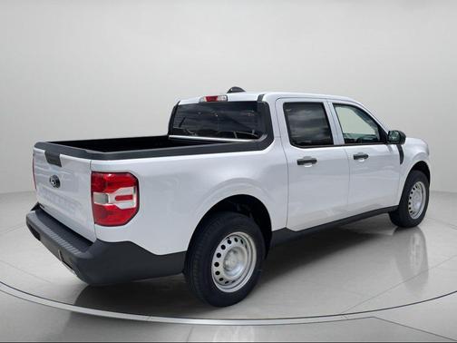 OXFORD WHITE 2026 Ford Maverick XL