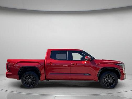 2023 Toyota Tundra Hybrid Platinum