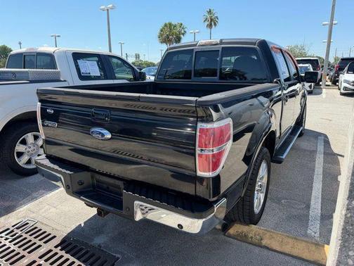 TUXEDO BLACK METALLIC 2011 Ford F-150 Lariat