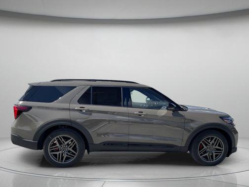 Marsh Gray 2026 Ford Explorer ST